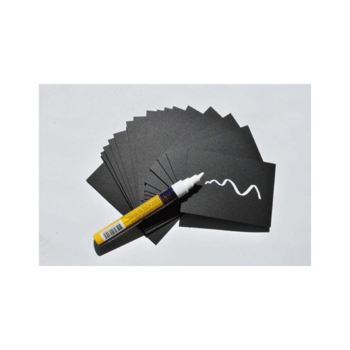 Popisovací tabulka TAG A8, černá, sada 20 ks + 1x popisovač a 6x stojánek